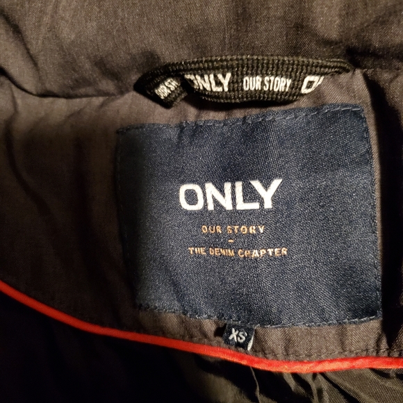 ONLY brand winter jacket. Size XS, charcoal color. NWOT - Picture 2 of 2
